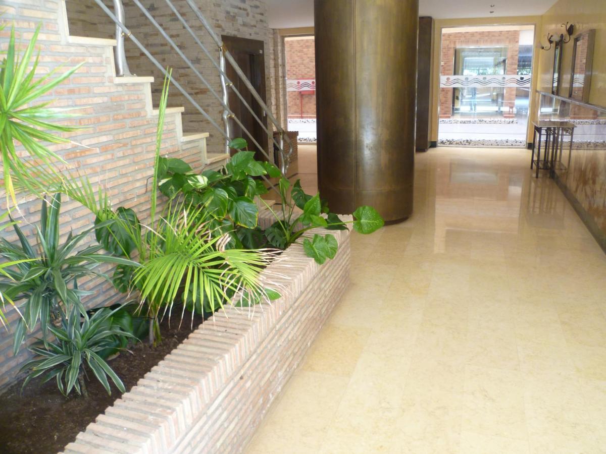 APCOSTAS Marina D'or 1era línea - vista lateral mar Oropesa del Mar Exterior foto